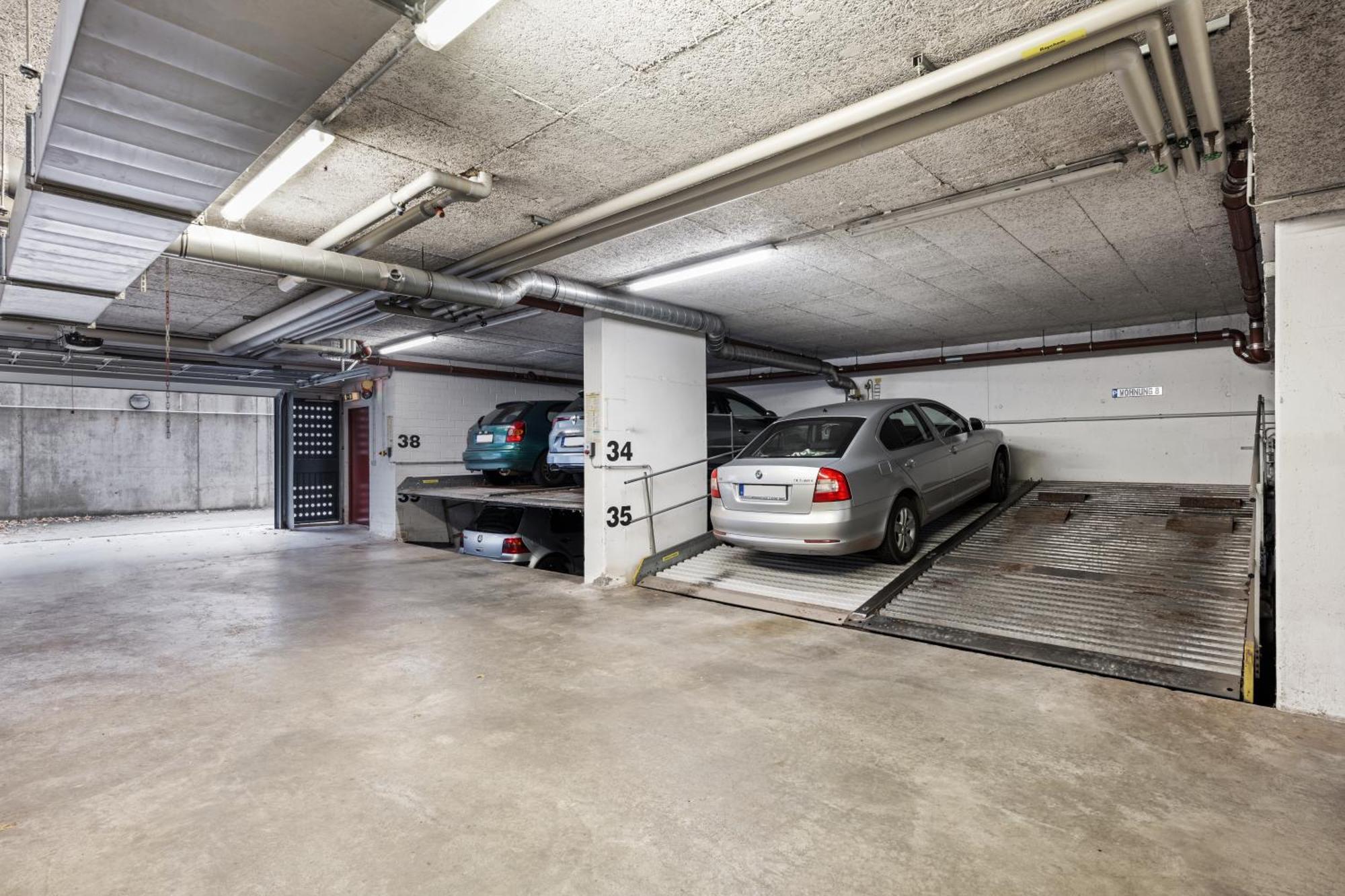 Edler Wohnraum Schwanenteich-Oase Mit Balkon, Kaffeevollautomat, Lift & Parkplatz Apartment Zwickau Luaran gambar