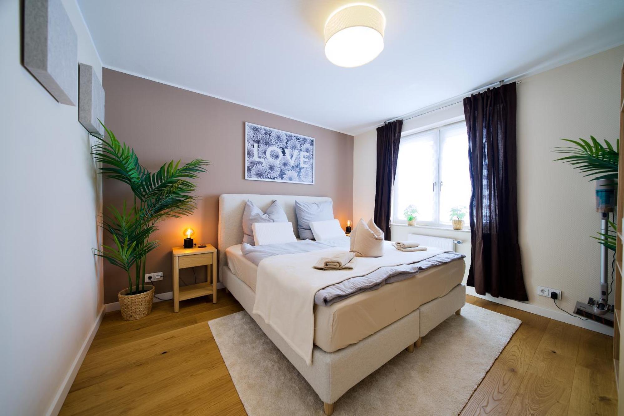Edler Wohnraum Schwanenteich-Oase Mit Balkon, Kaffeevollautomat, Lift & Parkplatz Apartment Zwickau Luaran gambar