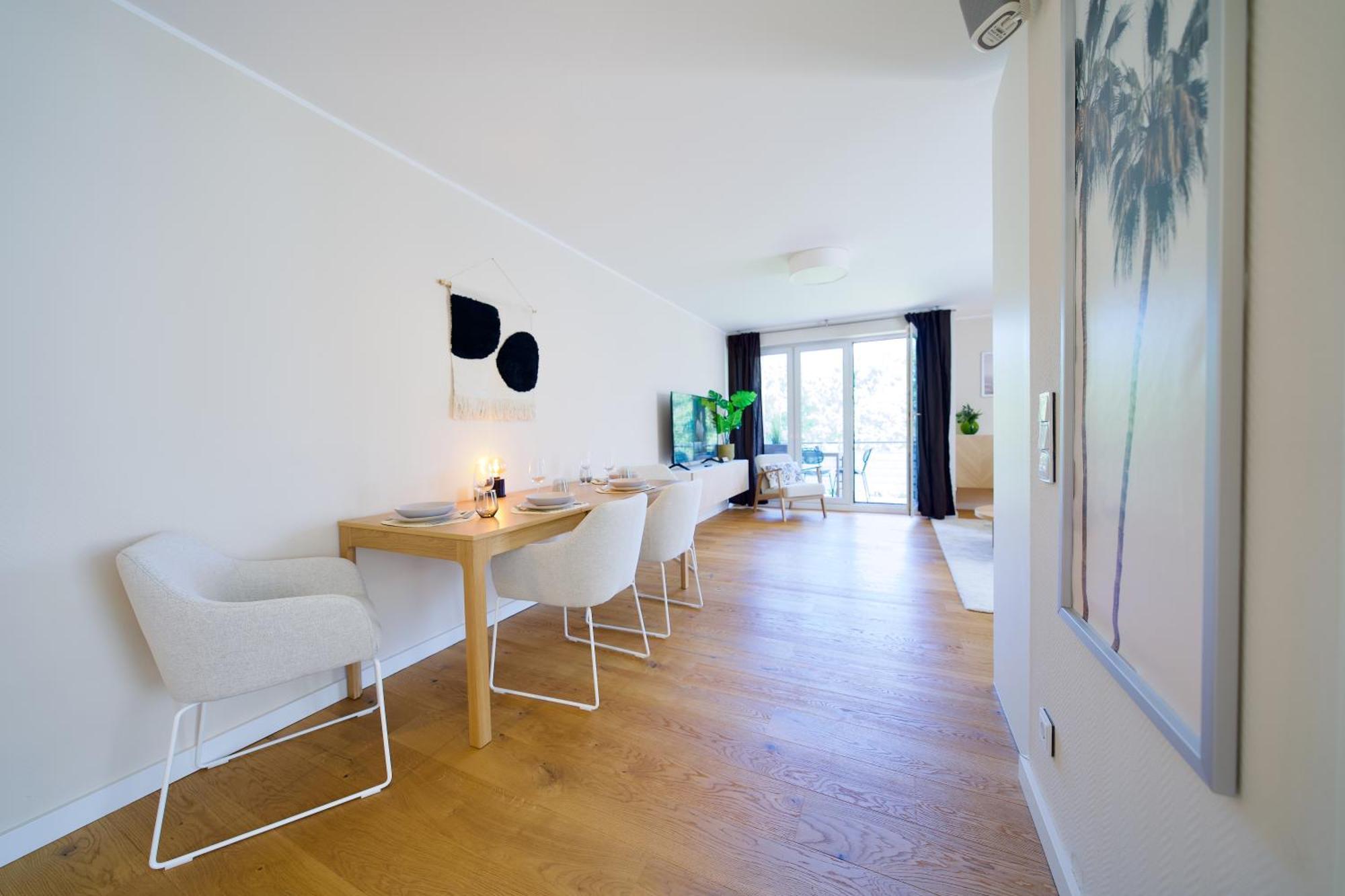 Edler Wohnraum Schwanenteich-Oase Mit Balkon, Kaffeevollautomat, Lift & Parkplatz Apartment Zwickau Luaran gambar